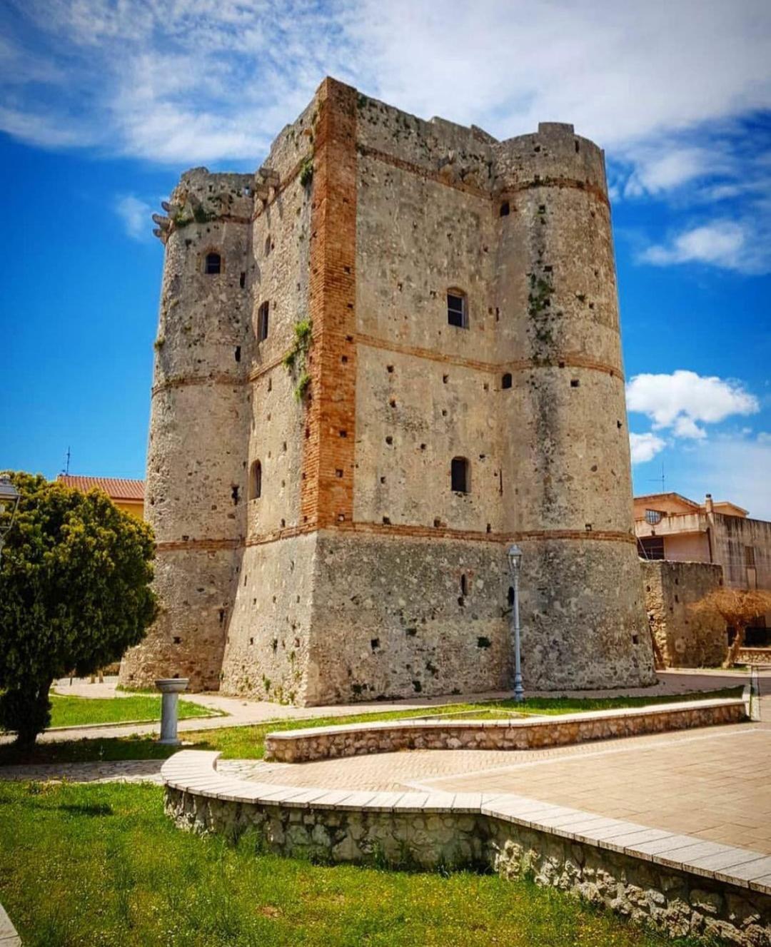 Апартаменты House Torre Galea Марина-ди-Джойза-Йоника Экстерьер фото